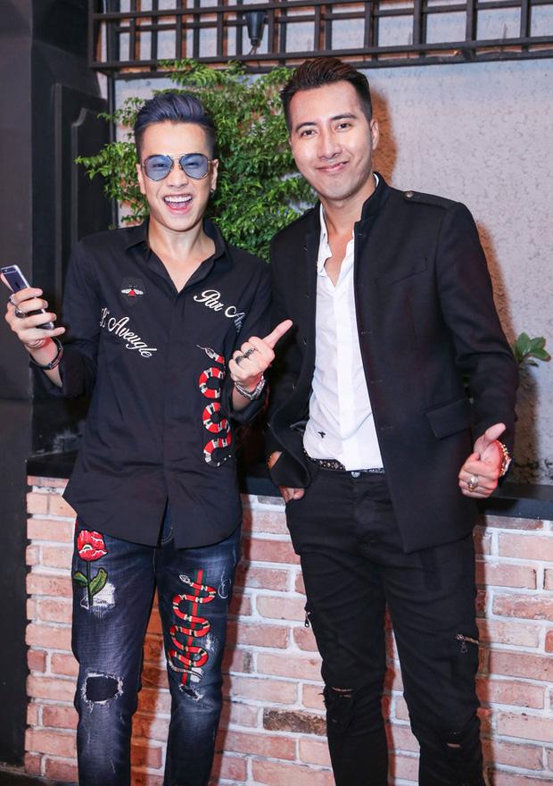 Lou Hoàng liệt dây thần kinh số 7, nửa mặt không cử động được?-4