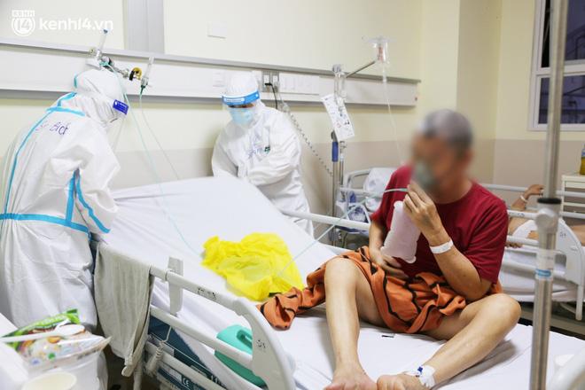 Gặp lại bác sĩ 91 từng chữa trị cho phi công người Anh-11