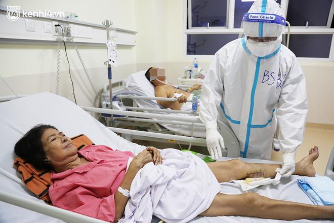 Gặp lại bác sĩ 91 từng chữa trị cho phi công người Anh-7