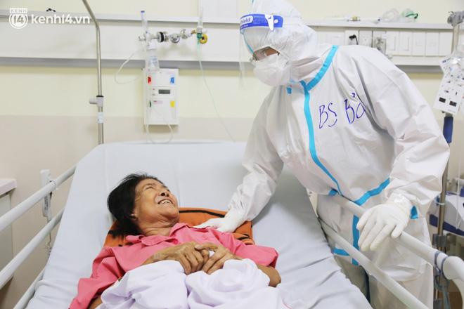 Gặp lại bác sĩ 91 từng chữa trị cho phi công người Anh-9