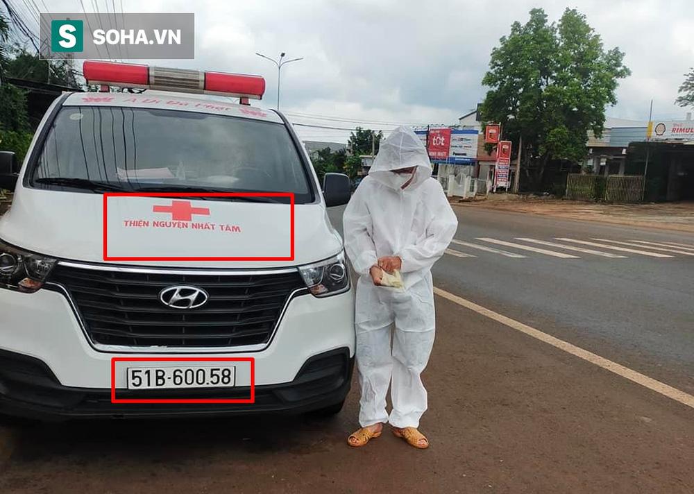 Giang Kim Cúc bị tố cướp xe cứu thương: Đại chiến 2 nhóm từ thiện-3