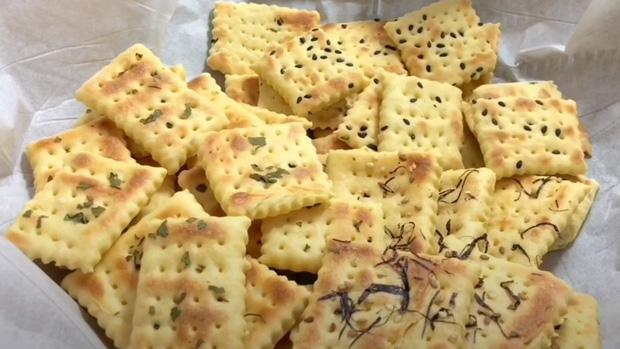 Tại sao trên bánh quy có những lỗ nhỏ? Lý do quá bất ngờ!-2