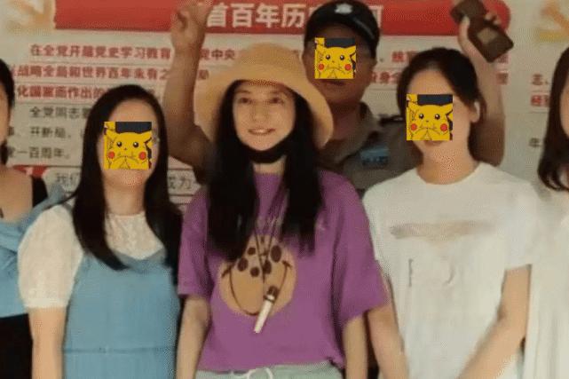 Triệu Vy và loạt sao hạng A phốt tày trời lên sóng VTV1-6