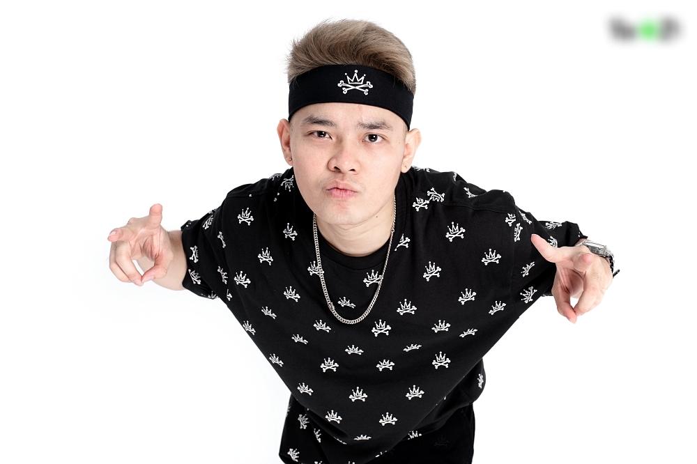 Dancer người Việt bị stress vì thành viên nhóm EXO-10