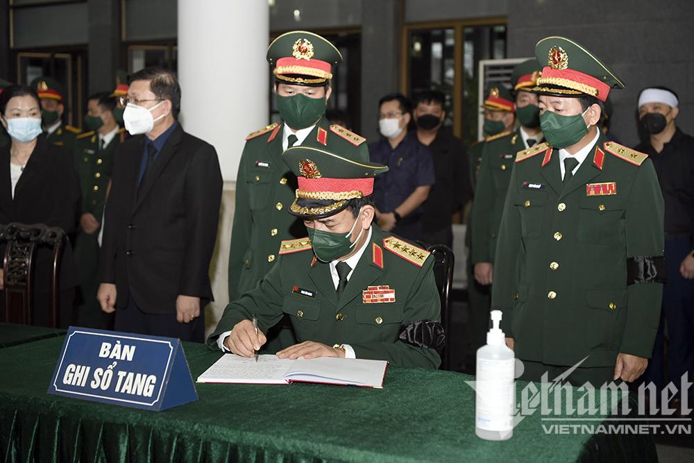 Lãnh đạo Đảng, Nhà nước viếng Đại tướng Phùng Quang Thanh-11