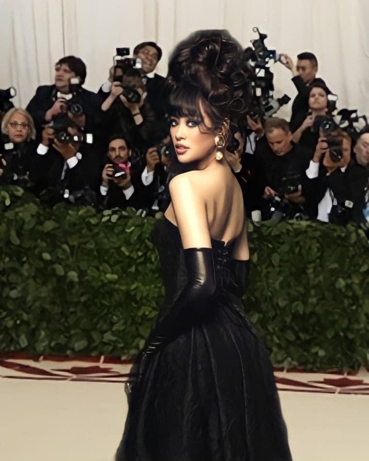 HHen Niê, Hoàng Thùy đổ bộ Met Gala 2021, chuyện gì đây?-9
