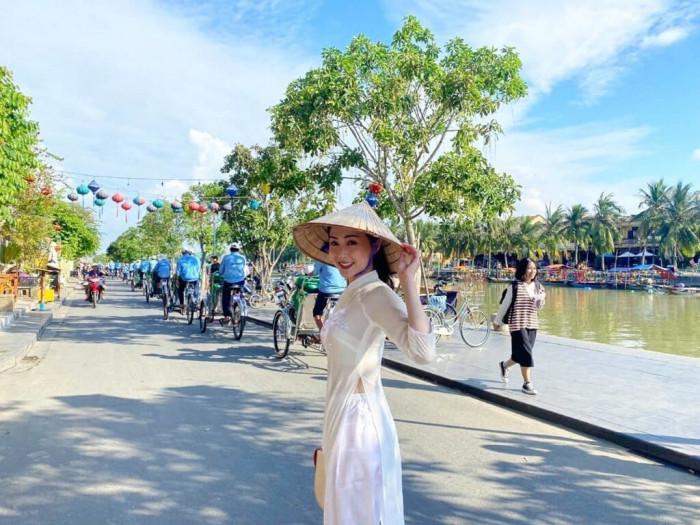 Nhan sắc Á hậu gốc Việt nghi được ông trùm TVB chống lưng-3