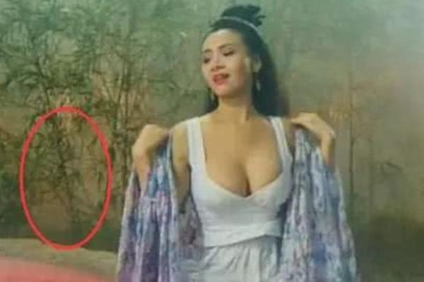 Sự dễ dãi của các nhà làm phim cổ trang Trung Quốc-12