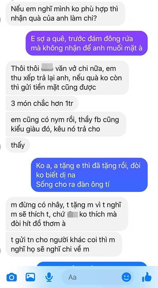 Không tán được gái xinh, anh chàng lập tức mày tao đòi trả quà-2