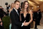 Ảnh cưới Justin Bieber rầm rộ sau tin giám đốc Louis Vuitton qua đời-14