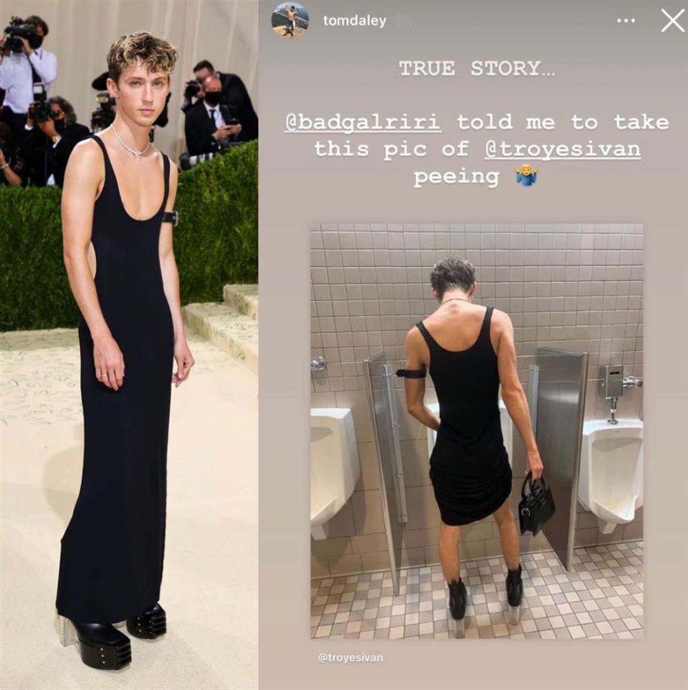 Sao Met Gala bị chụp trộm khi đang đi toilet: Rihanna đầu têu?-2