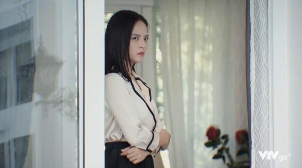 7749 lần Thu Quỳnh gây thất kinh vì cặp mắt toàn lòng trắng-12