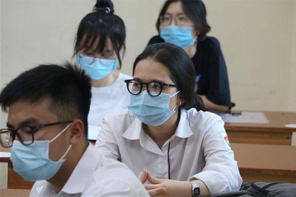 Choáng váng điểm chuẩn, 29 - 30 điểm chưa chắc đỗ đại học-1