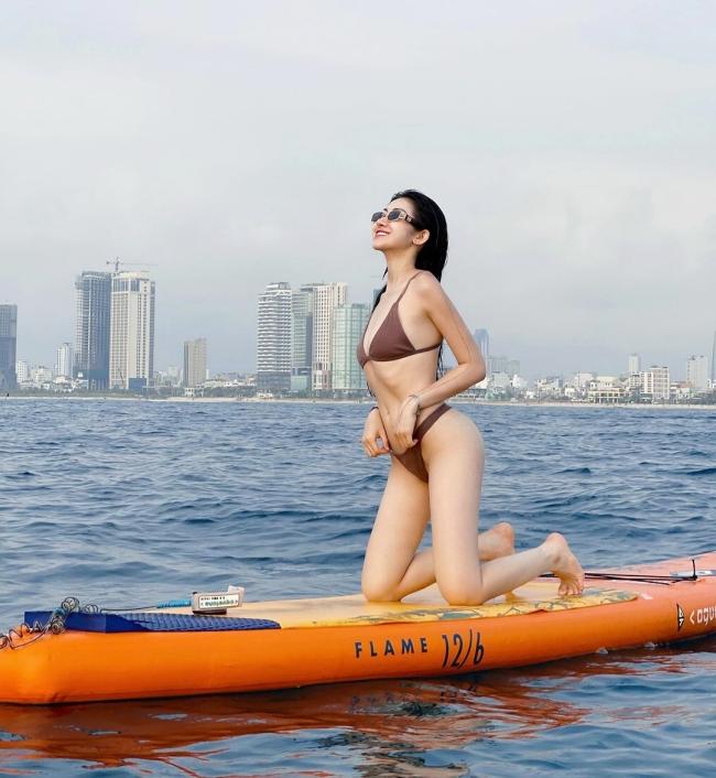 Gái xinh Việt tuyển người yêu gặp rắc rối khi đập người xây lại-8