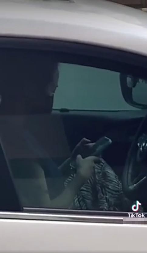 Bà xã Xuân Trường xuất hiện kín đáo sau tin đồn bầu bí-2