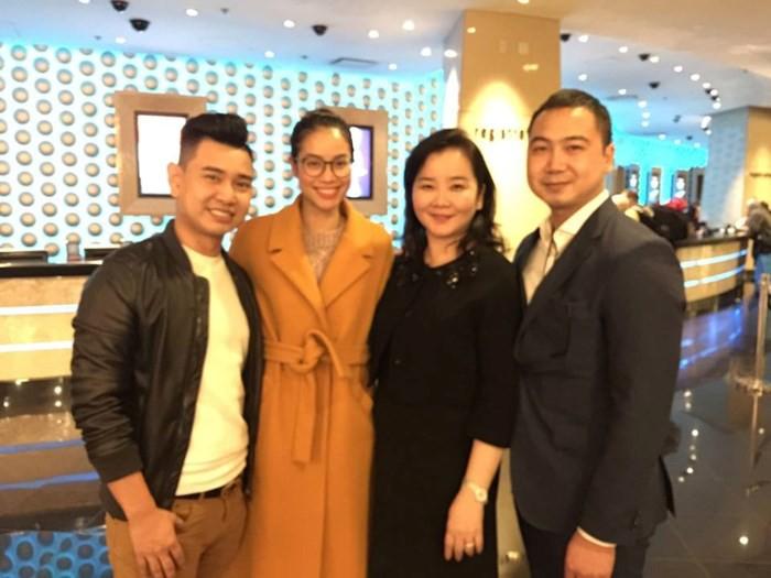 Ảnh chồng Lan Khuê sang Mỹ cổ vũ Phạm Hương bị đào mộ-3