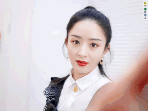 Triệu Lệ Dĩnh chụp ảnh tạp chí, mặt xinh thế mà bị chê quá đơ-8