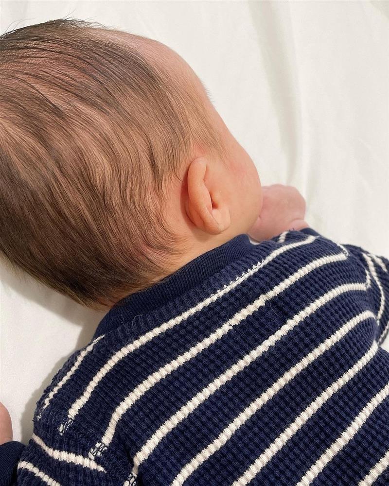 Mẹ chồng quyền lực của hoa hậu Phạm Hương lộ diện?-8