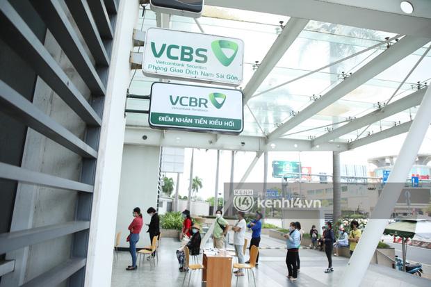 Thủy Tiên công khai sao kê tại ngân hàng: Đúng 177 tỷ đồng-1