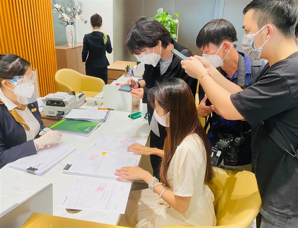 Thủy Tiên công khai sao kê tại ngân hàng: Đúng 177 tỷ đồng-8