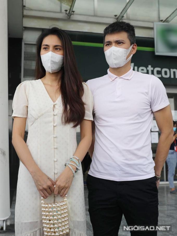 Shop online được mùa váy túi sao kê của Thủy Tiên - Công Vinh-3