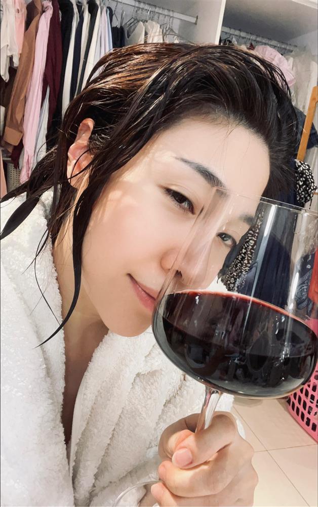 Pha Lê sẵn sàng nghiêng mình đợi Công Vinh kiện?-3