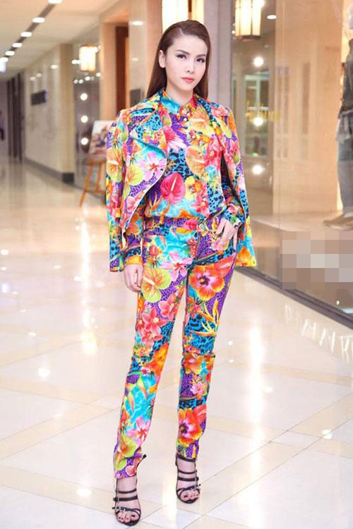 Sao Việt phối đồ màu sắc: Người chất chơi - kẻ như tắc kè hoa-10