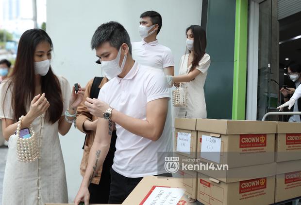 Thủy Tiên giải thích sao kê chưa chuẩn, Công Vinh nhắc nhở 1 câu-3