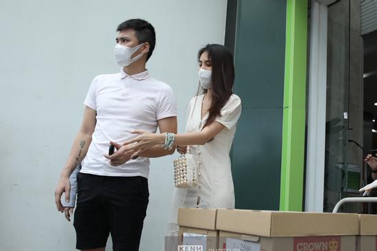 Thủy Tiên giải thích sao kê chưa chuẩn, Công Vinh nhắc nhở 1 câu