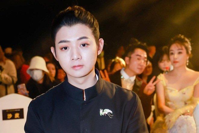 Lộ clip tình cũ vòi 32 tỷ từ Hoắc Tôn, thái độ ngang ngược-5