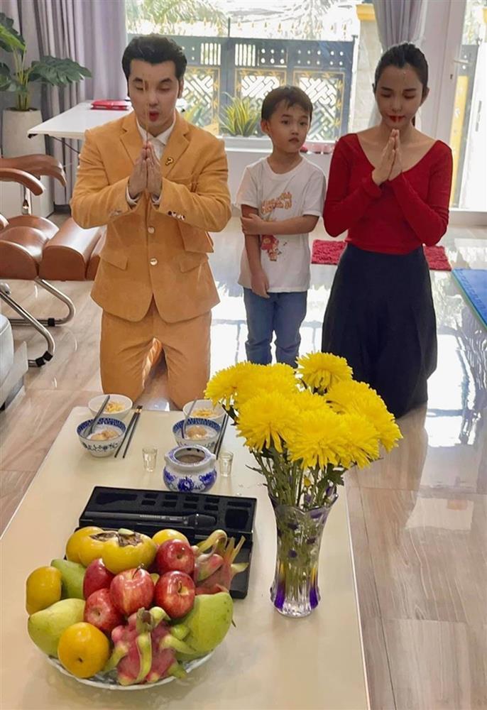 Lý Hải và nhiều nghệ sĩ làm lễ cúng Tổ ở nhà-7