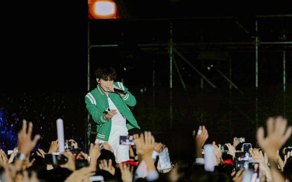 Sơn Tùng M-TP thử lòng fan nữ và cái kết khiến Sếp ngừng tim-1