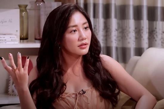 Văn Mai Hương bị đào lại phát ngôn sốc: 'Biết đâu sẽ yêu phụ nữ'