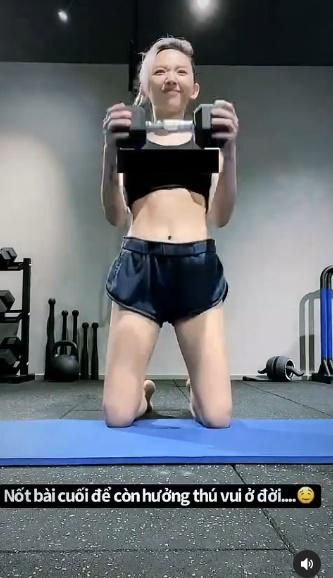 Tóc Tiên lộ vòng 1 như mẹ bỉm sữa khi tập gym tại gia-7