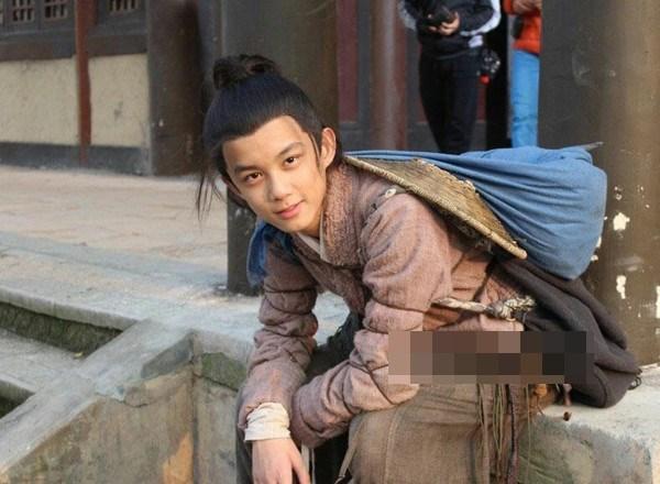 Sao nhí Na Tra một thời lộ cơ bụng 6 múi, lớn phổng phao thế này rồi?-2