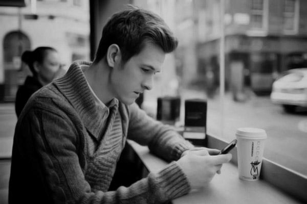 5 kiểu đàn ông chỉ mang đến bất hạnh, đừng trông mong thay đổi-3