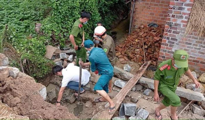 Hợp tác xã sập tường mới xây, 1 người tử vong thương tâm-2