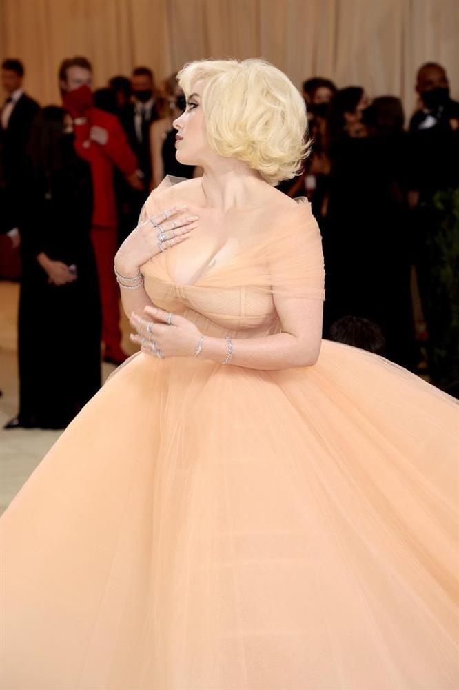 Những món nữ trang đắt giá nhất sự kiện thời trang Met Gala 2021-5