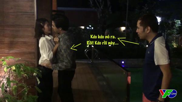 Cách đây vài ngày, nhà sản xuất tung ra clip hậu trường Nhi suýt bị cưỡng bức gây chú ý. Trái với sự căng thẳng trên phim, Khả Ngân và Tiến Lộc cùng bàn bạc, diễn theo yêu cầu của đạo diễn.