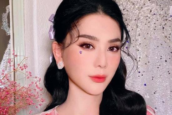 Lâm Khánh Chi thắc mắc 'tạm khóa báo có', ai ngờ phải quay xe