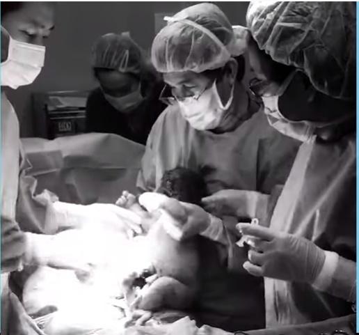 Nhật Kim Anh khóc mừng sinh nhật con, nhắc đến chồng cũ-4