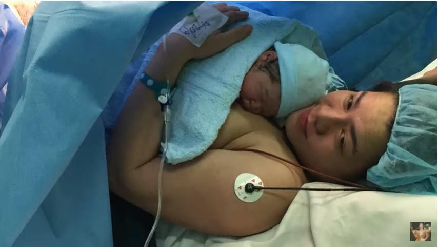 Nhật Kim Anh khóc mừng sinh nhật con, nhắc đến chồng cũ-5