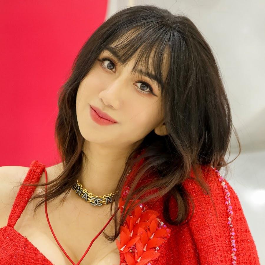 Lynk Lee đã sang Thái Lan cắt bỏ xong yết hầu?-3