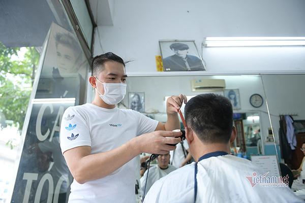 Từ 6h ngày 21/9, Hà Nội mở lại nhiều dịch vụ cắt tóc, gội đầu....-1