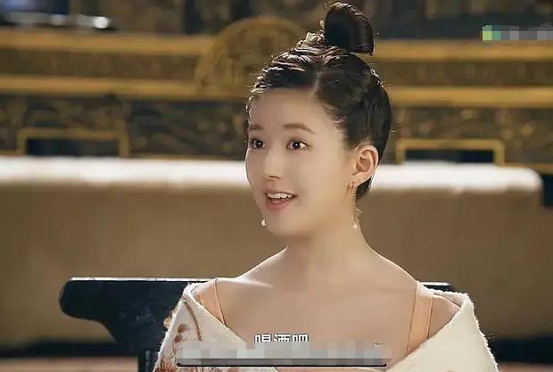 Triệu Lộ Tư tiêm hóa chất để đánh bay vai u thịt bắp?-1