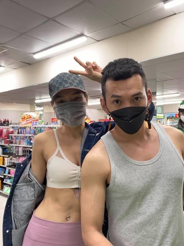 Phương Trinh Jolie và chồng sắp cưới khoe body cực cháy, xăm kín lưng-6