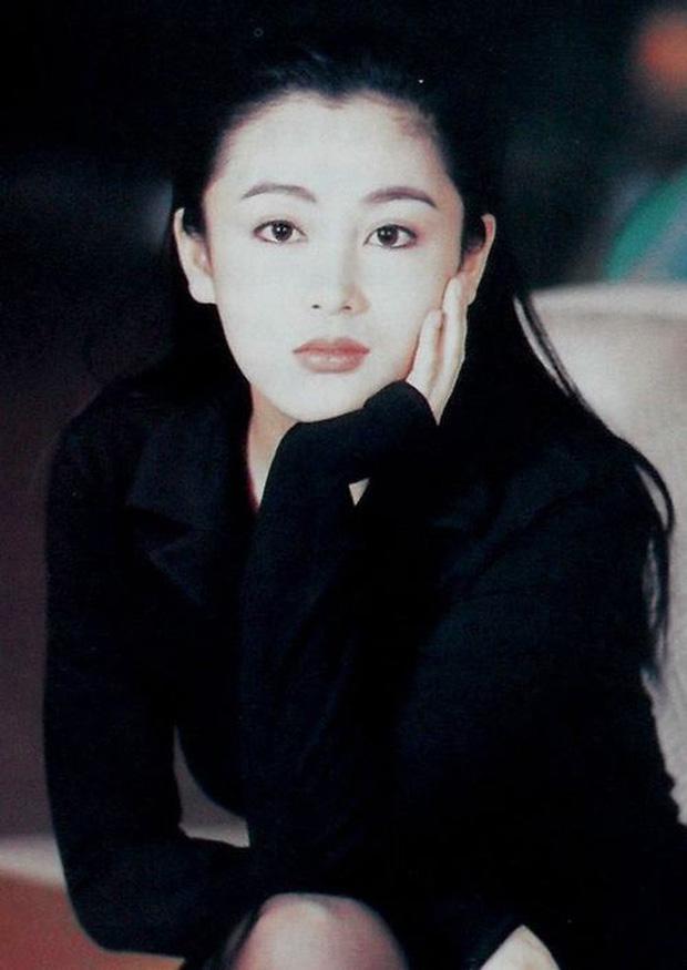 Điêu Thuyền đẹp nhất màn ảnh trông ra sao ở tuổi 52?-8