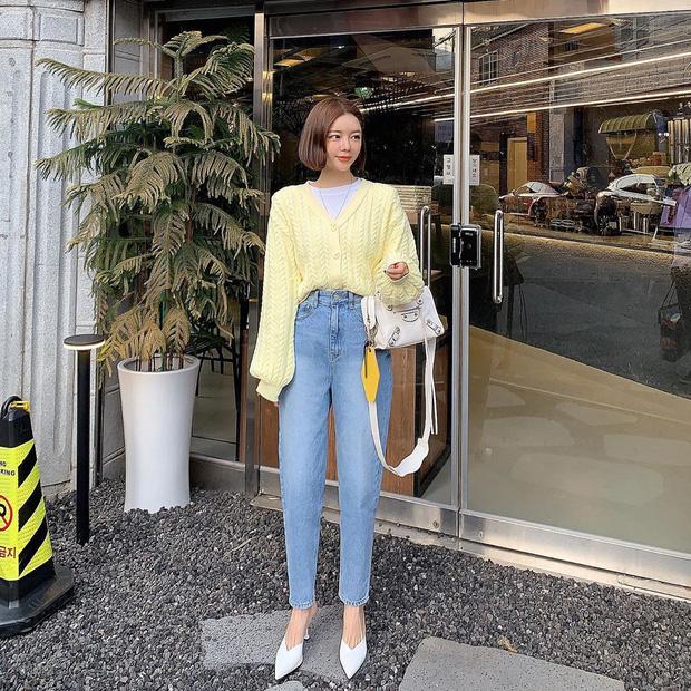 Công thức mix đồ với quần jeans giúp chị em tôn dáng-5