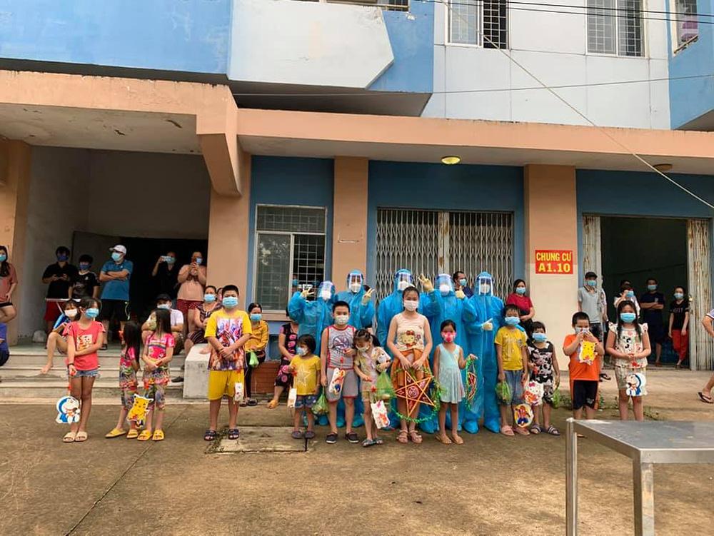 2 F0 mồ côi tại BV dã chiến đã có người muốn nhận nuôi-4