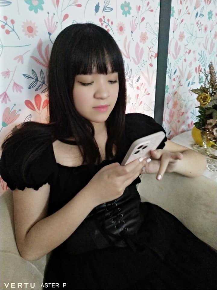 Bà Phương Hằng lần đầu khoe ảnh chụp cận mặt cùng 6 con-7